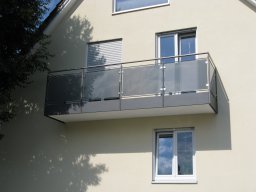 Aussengelaender Glas-003